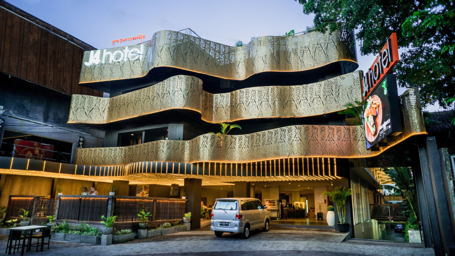 J4 Hotels Legian, Badung
