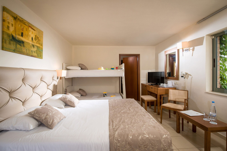 Bedroom 3, Bella Beach - All Inclusive, Crete