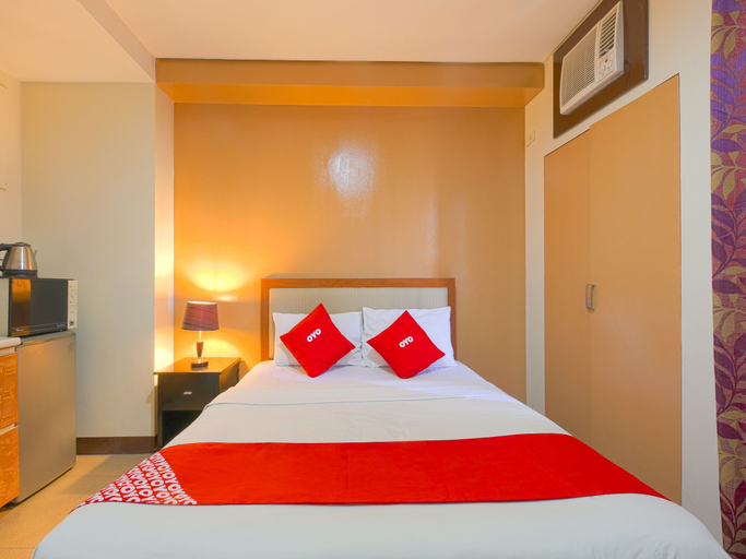 Bedroom 4, OYO 769 Poblacion Suites Polaris, Makati City