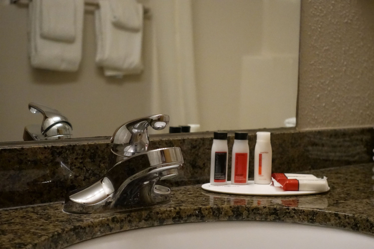 Bathroom 4, Super 8 By Wyndham Swift Current, Division No. 8