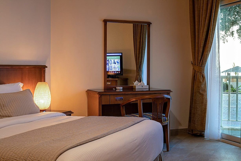 Bedroom 5, Umm Al Quwain Beach Hotel, Umm Al Quwain
