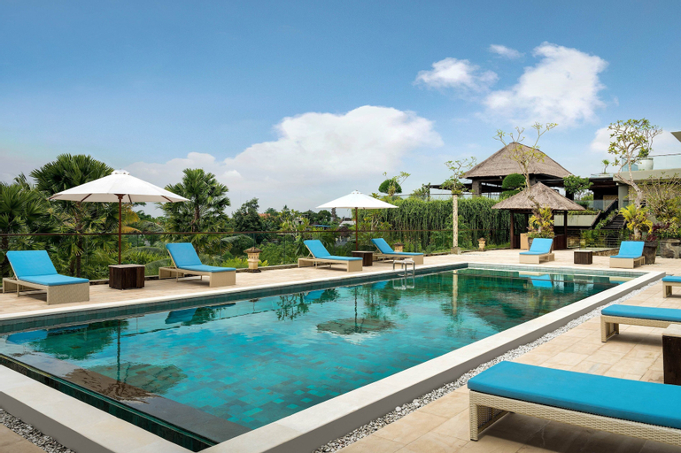 Swimming Pool 3