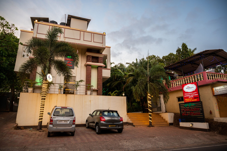 Exterior & Views 2, La Oasis by Meraden, North Goa