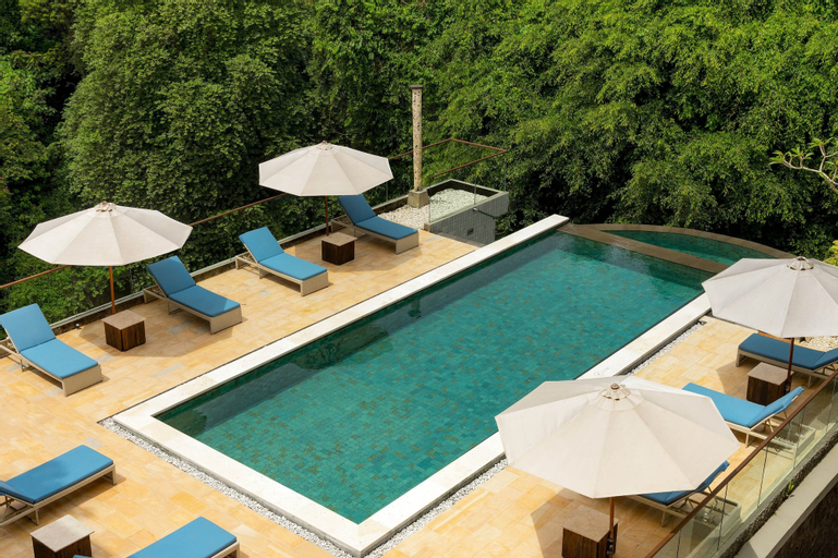 Swimming Pool 6
