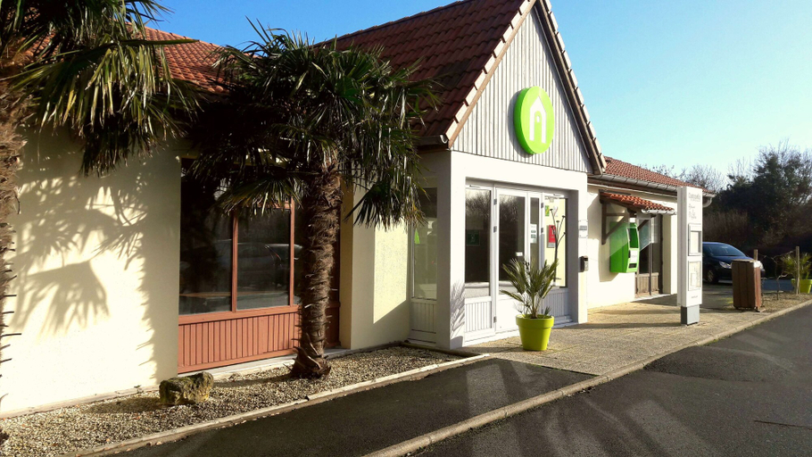 Exterior & Views 2, Campanile NATURE - La Rochelle Puilboreau, Charente-Maritime