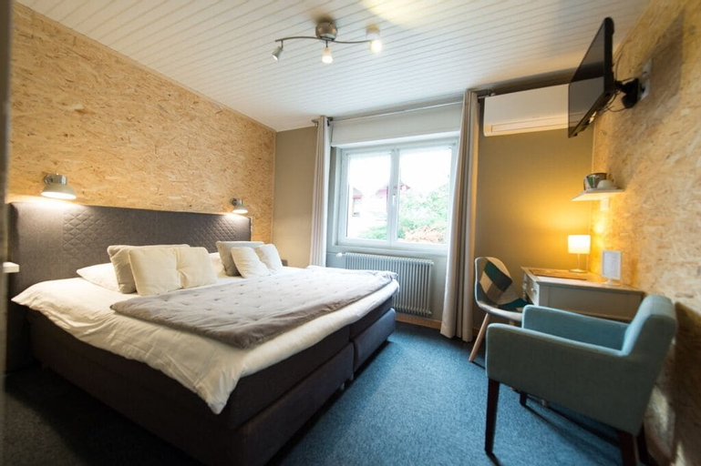 Bedroom 14