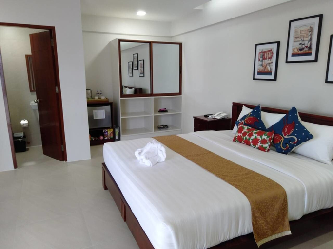 Bedroom 4, Nirvana Resort, Puerto Galera