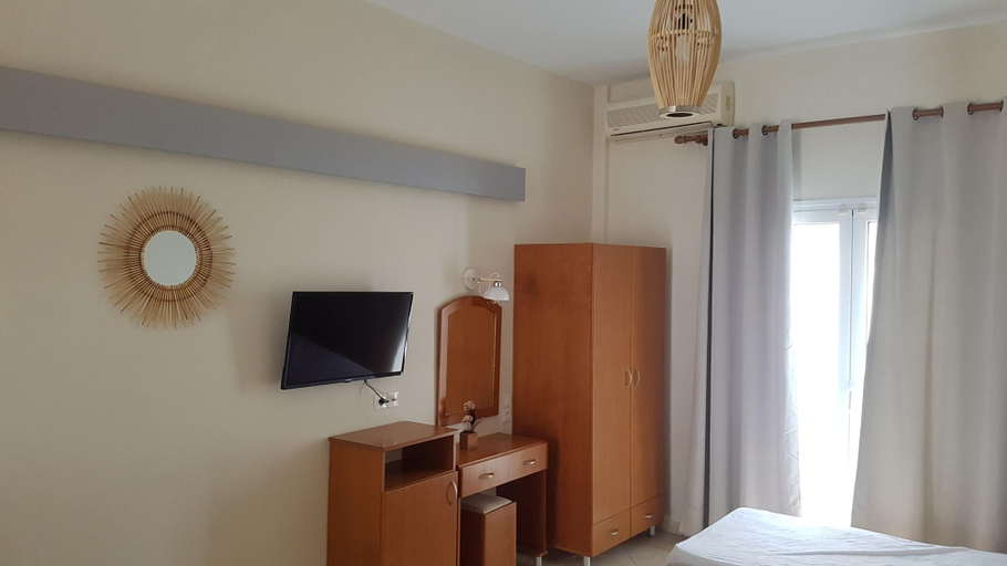 Bedroom 3, Cavo D'Oro Apartments, Ionian Islands