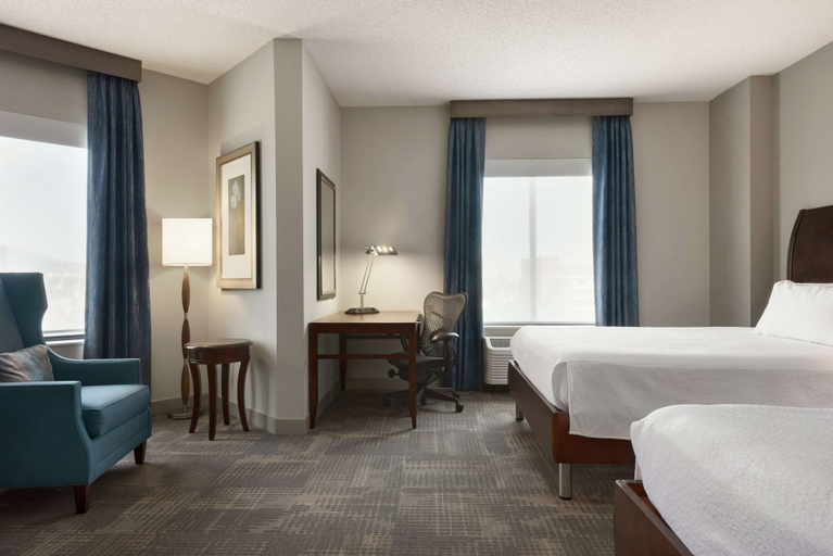 Bedroom 4, Hilton Garden Inn Minneapolis Downtown, Hennepin
