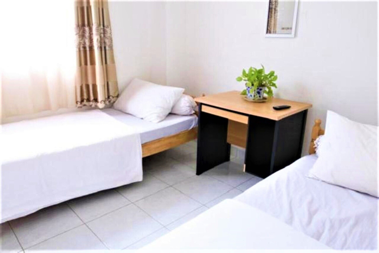 Bedroom 12