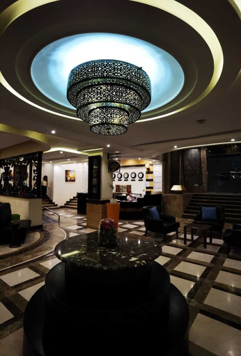 Others 4, the continent residence, Doha