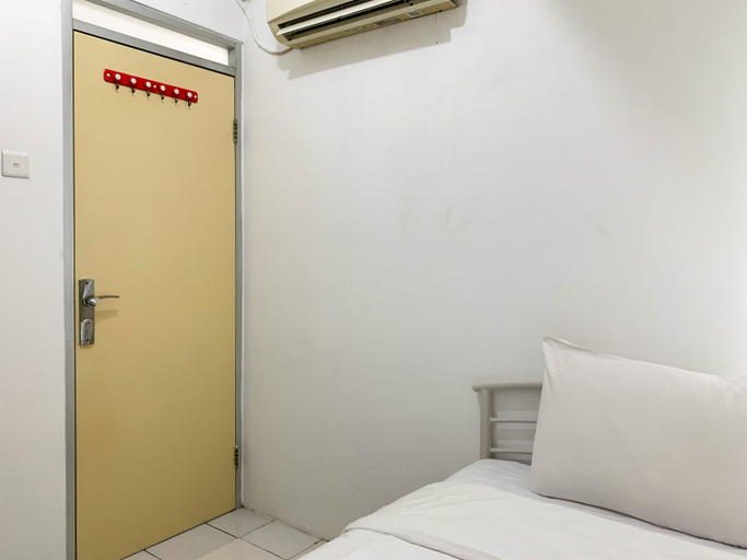 Bedroom 3, Nice 2BR at Menara Kebon Jeruk Apartment By Travelio, Jakarta Barat