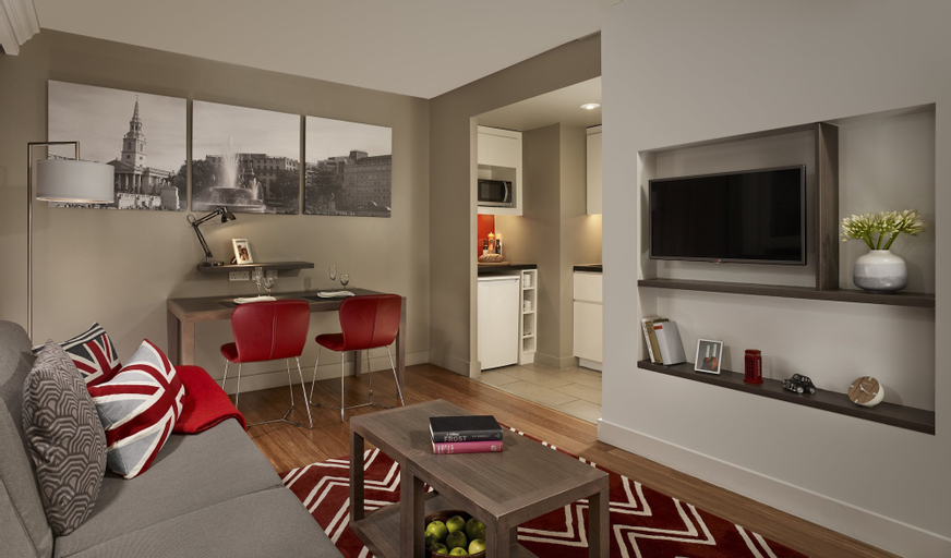 Dining Room 4
