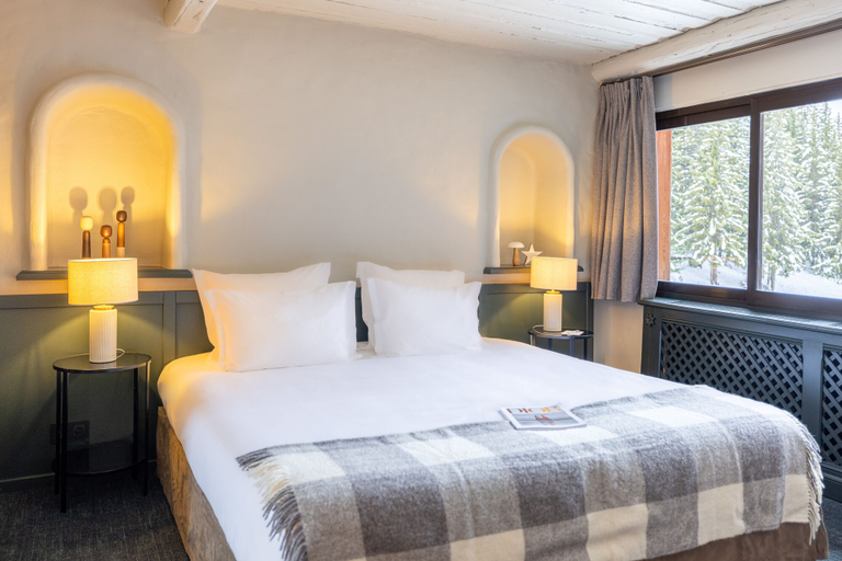 Bedroom 2, Le Grand Hotel Courchevel 1850, Savoie
