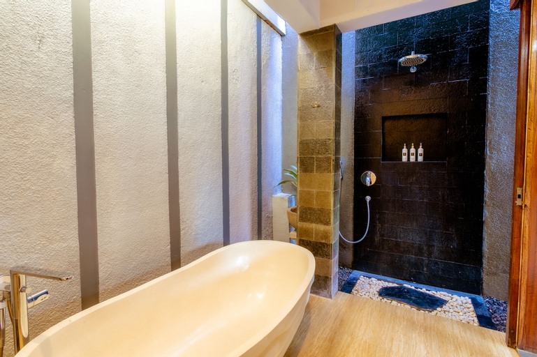 Bathroom 4