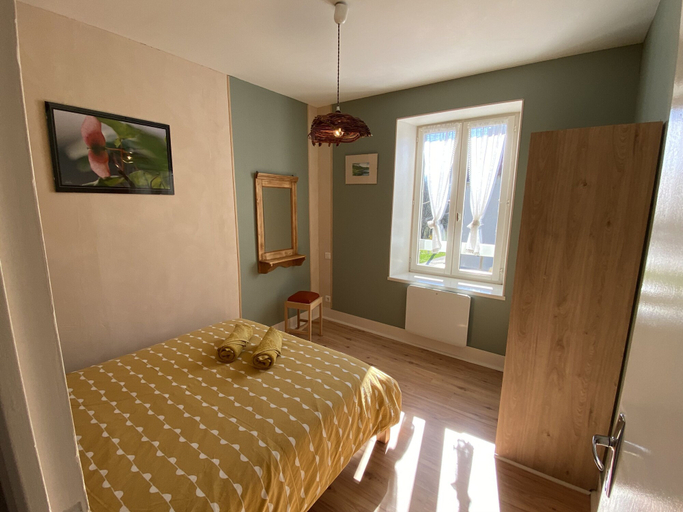 Bedroom 4, Gite lac de Vouglans, Jura
