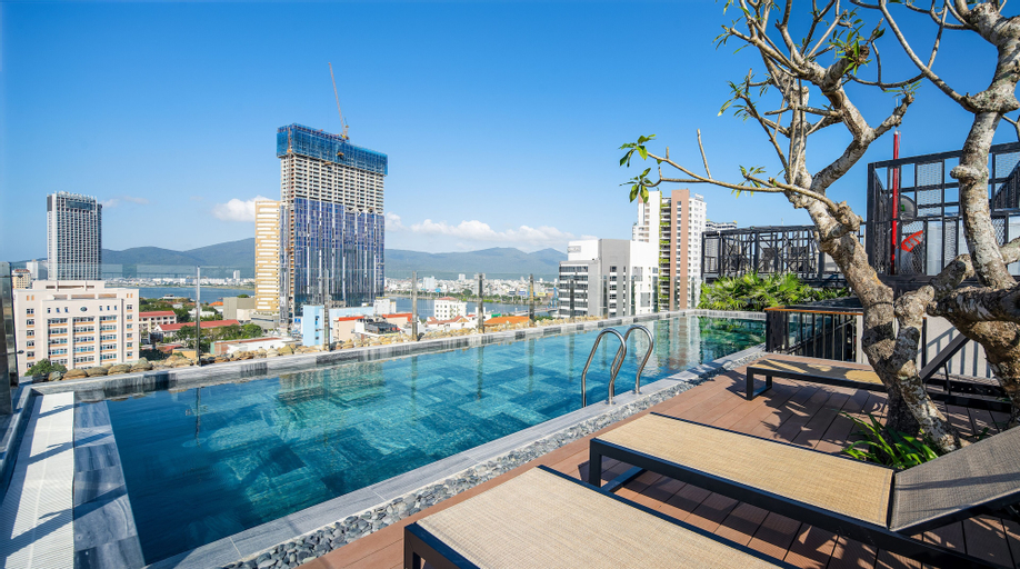 Swimming Pool 14