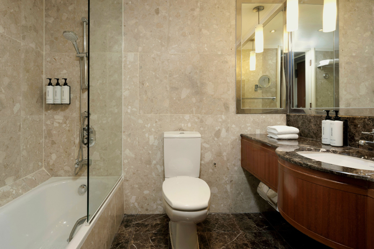 Bathroom 11