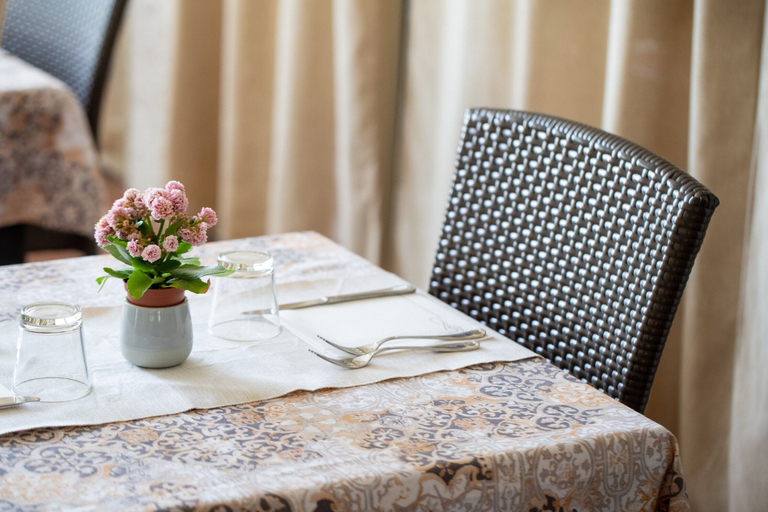 Food & Drinks 4, Maria Tindara "La Locanda", Messina