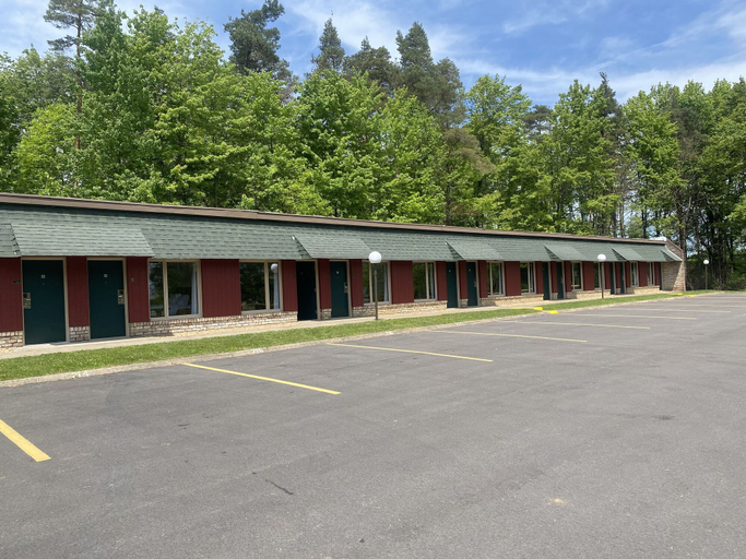 Exterior & Views 2, Travelodge By Wyndham Emlenton, Venango
