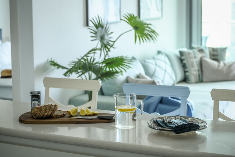Food & Drinks 4, Opulent Ease 2BR Apt in Midtown