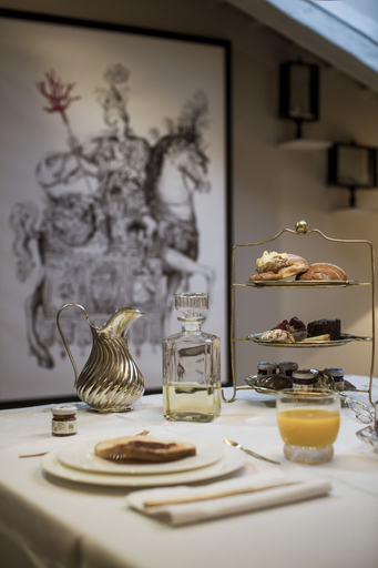 Food & Drinks 5, Seven Historical Suites, Trieste