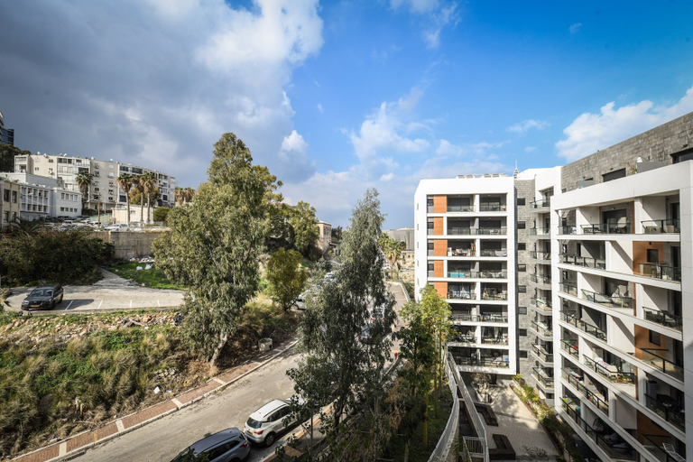 Exterior & Views 2, Cozy Nest Apartment with balcony
