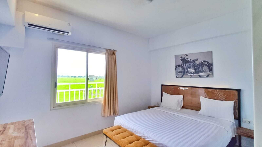 Bedroom 3, Votel Hotel Charis Tuban, Tuban