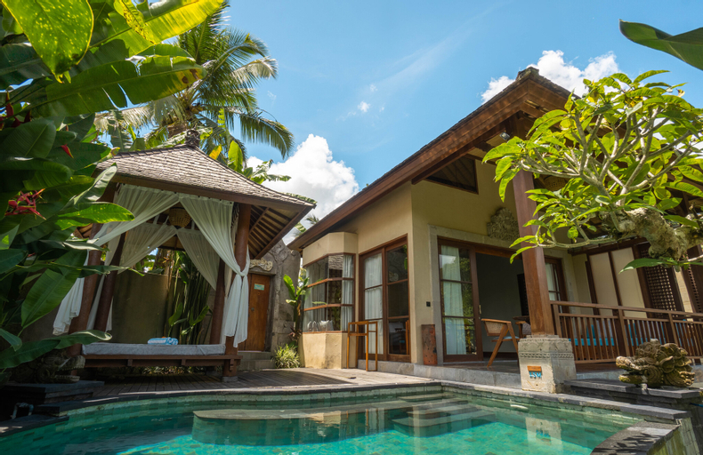 Swimming Pool 21