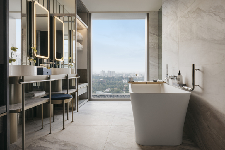 Bathroom 14