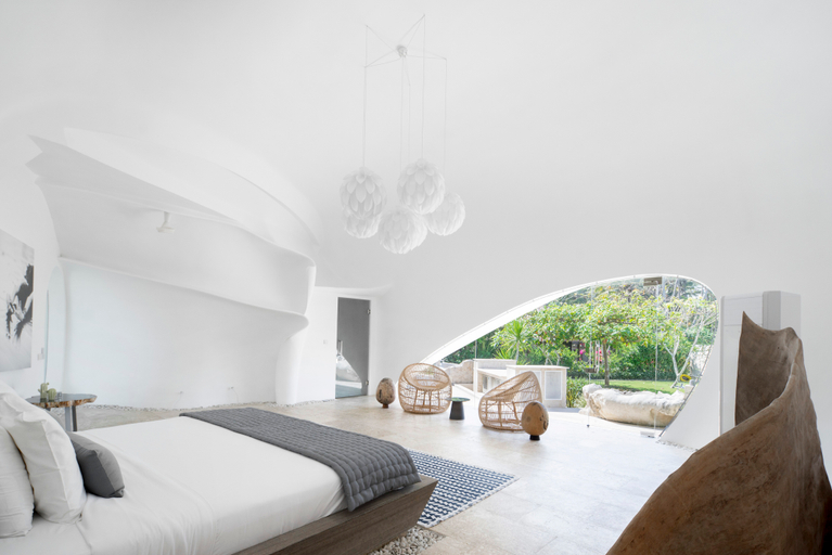 Bedroom 5, The Cloud Beachfront Villa, Tabanan