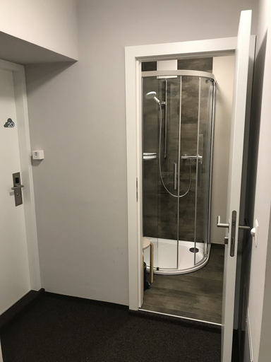 Bathroom 3, Wolke 4 Guesthouse, Büren