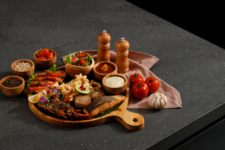 Food & Drinks 6