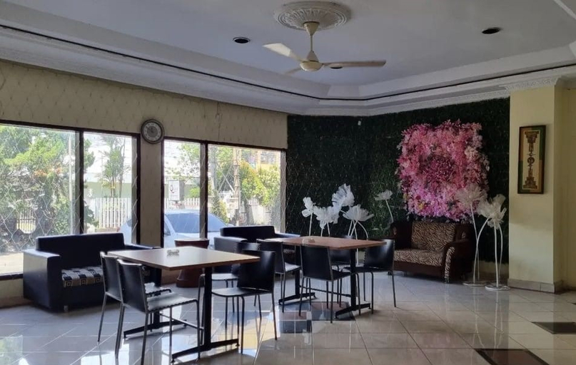 Others 4, Hotel Quint, Manado