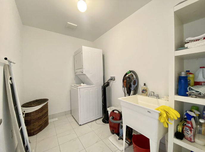 Bathroom 4, Luxurious Waterfront Retreat, Toronto
