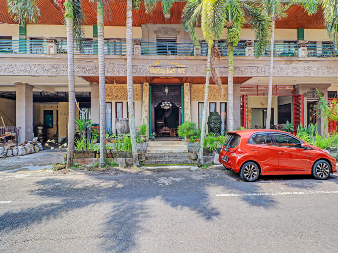 Exterior & Views 2, OYO 92655 Gian Homestay, Lombok