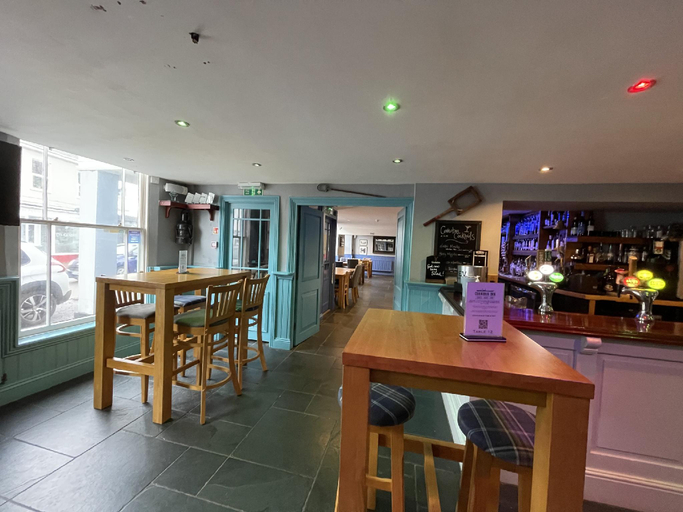 Food & Drinks 4, The Cornubia Inn, Cornwall