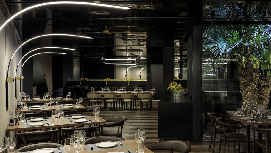 Food & Drinks 4, Glarros OldTown, Tbilisi