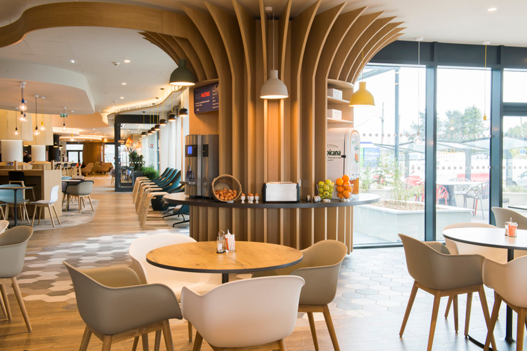 Food & Drinks 5, Holiday Inn Express PARIS - CDG AIRPORT by IHG, Val-d'Oise