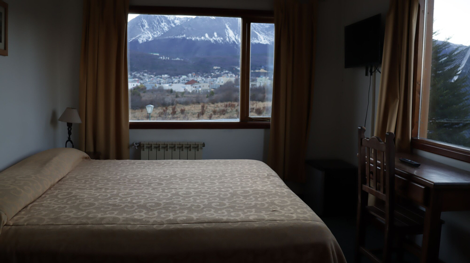 Bedroom 27