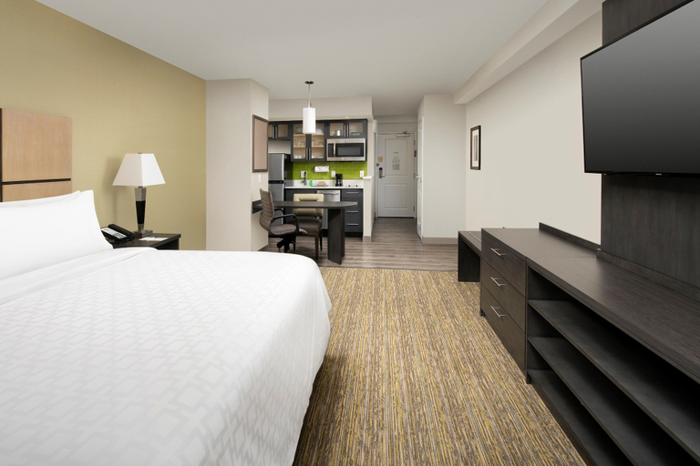 Bedroom 5, Candlewood Suites ALEXANDRIA WEST, Alexandria