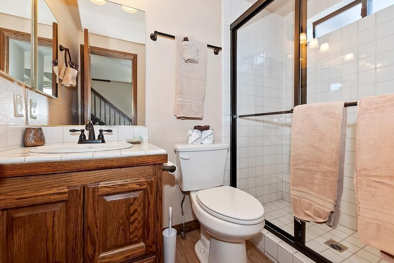 Bathroom 4, 055 - Lakefront Ski Getaway, San Bernardino