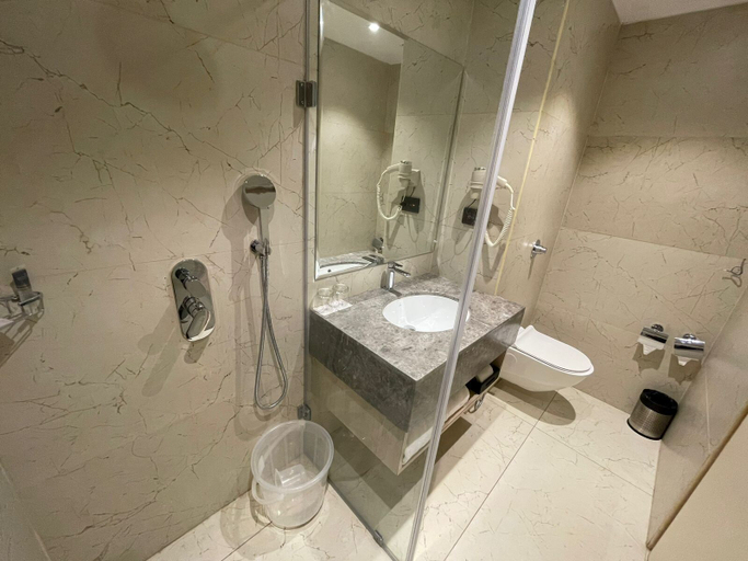 Bathroom 4, Zest Club, Gulbarga