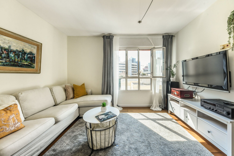 Others 5, Boutique 1BR Apt with parking