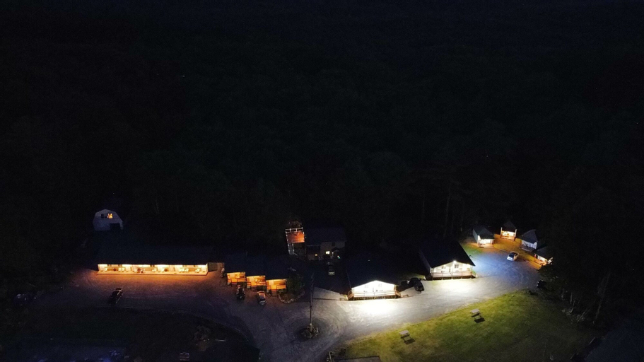 Countryside Inn, Warren