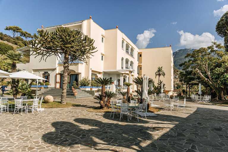 Exterior & Views 2, Hotel Zaro, Napoli