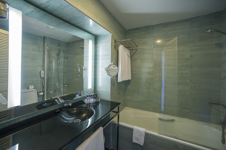 Bathroom 5, Vila Gale Ampalius, Loulé