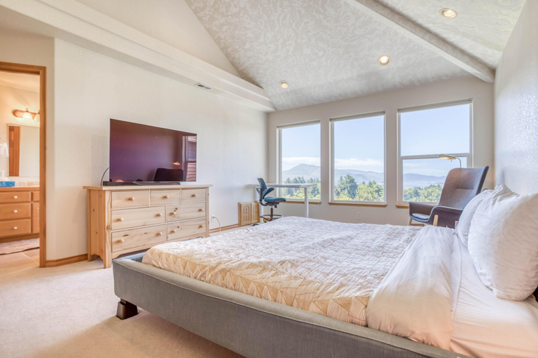 Bedroom 3, Netarts Lookout, Tillamook