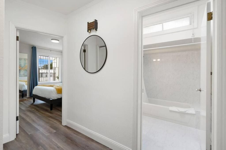 Others 5, Stunning 2 Bedroom 1 Bath Home near BART, San Mateo