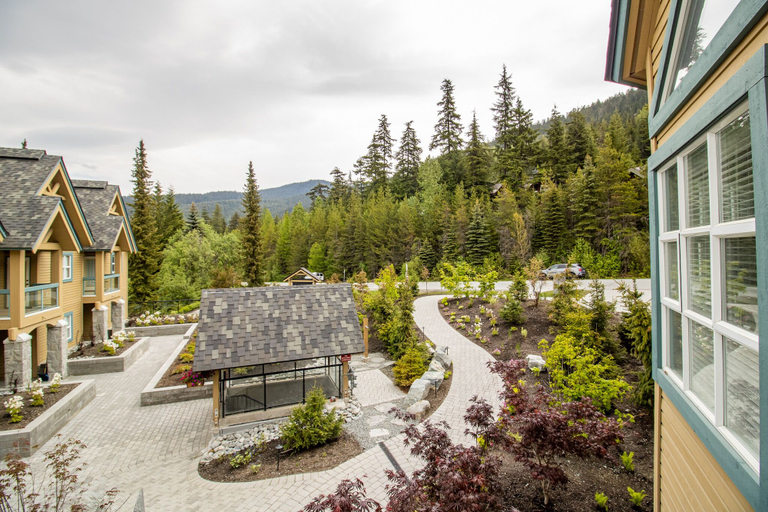 Exterior & Views 5, Elevate Real Estate Management Snowbird - 302, Squamish-Lillooet